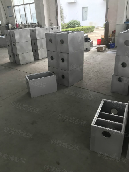 2500人小型隔油池图