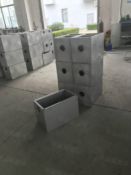 700人油水分离设备原理