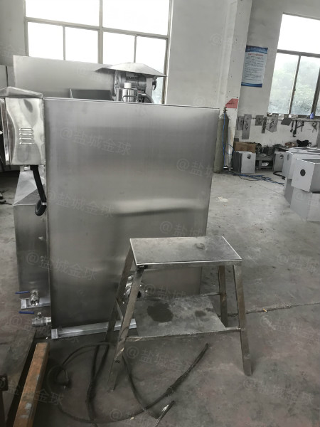 处理量70吨长3600*宽15000*高1200油水分离器工作原理图