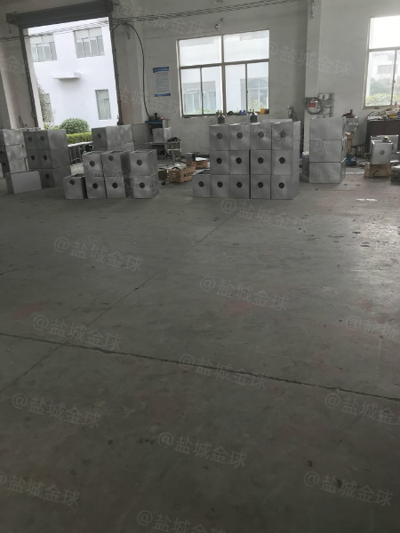 处理量40吨长3000*宽1500*高1200油水分离器分类