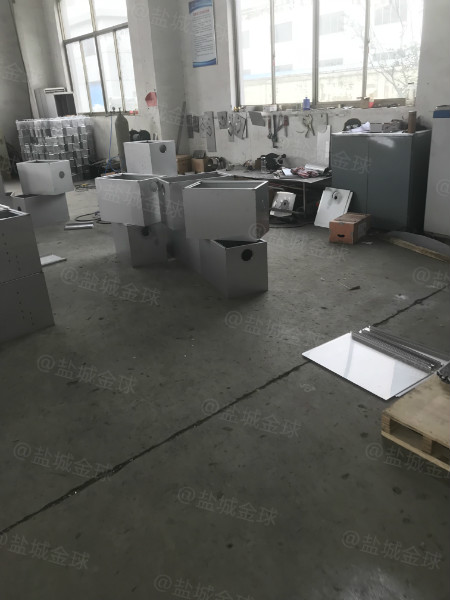 处理量6吨长1500*宽1000*高1200埋地隔油器
