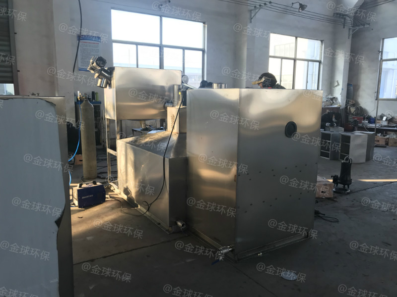 处理量40吨长3000*宽1500*高1200隔油池需要哪些设备